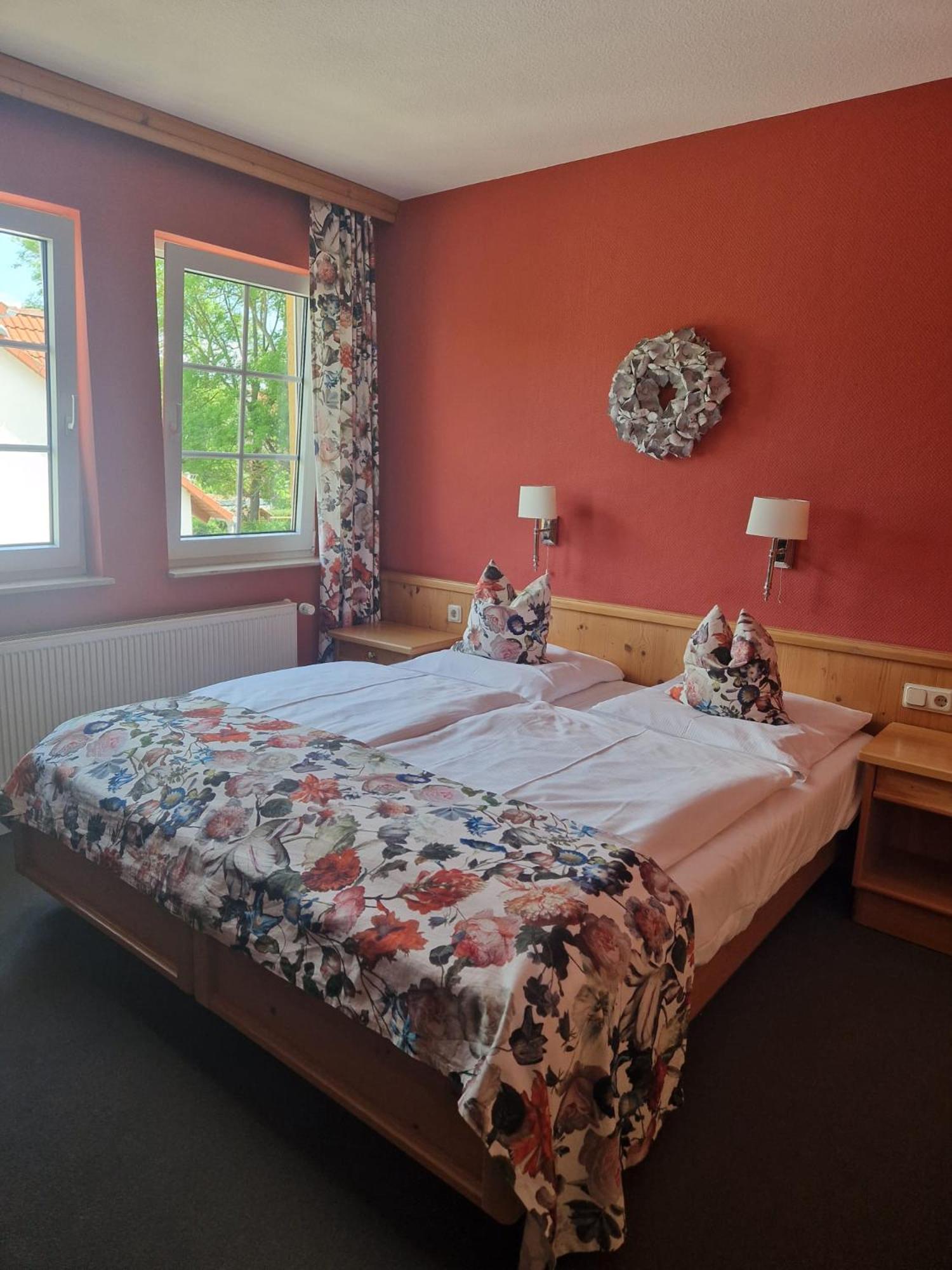 Hildebrandts Landhotel Klettbach Buitenkant foto